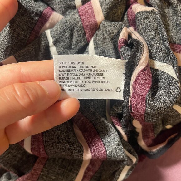 Xhilaration Striped Long Sun Dress Spaghetti Straps with Pockets - Size Medium - Picture 9 of 9